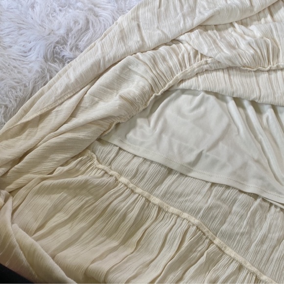 AEO • Dreamy Crochet Flowy Maxi Dress - Picture 13 of 13